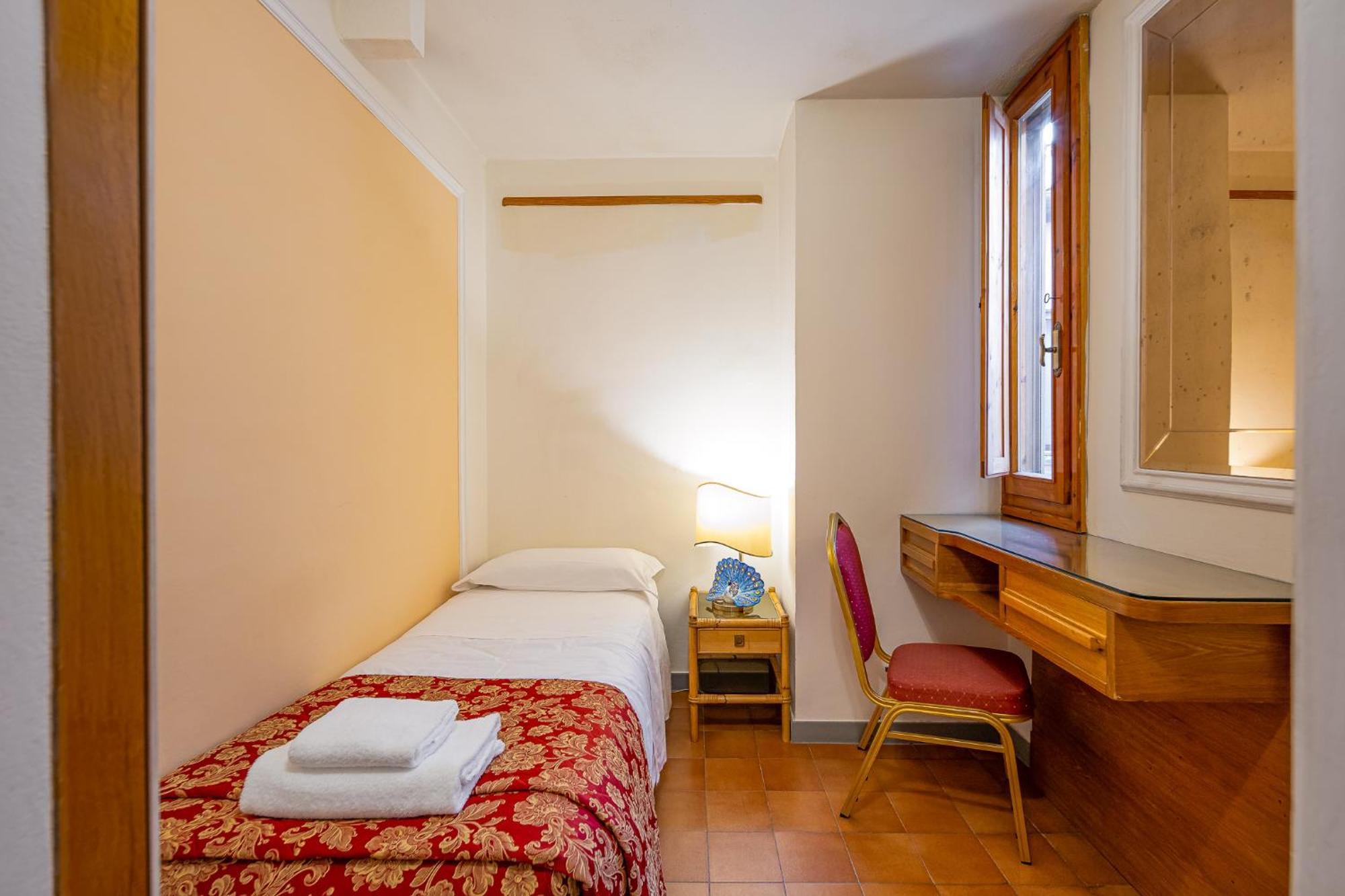 Hotel City Флоренция Екстериор снимка