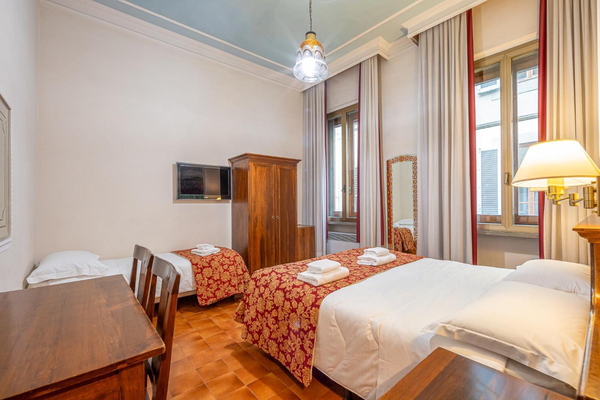 Hotel City Флоренция Екстериор снимка